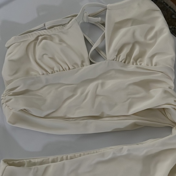 Dev Windsor bathing suit - Picture 4 of 5